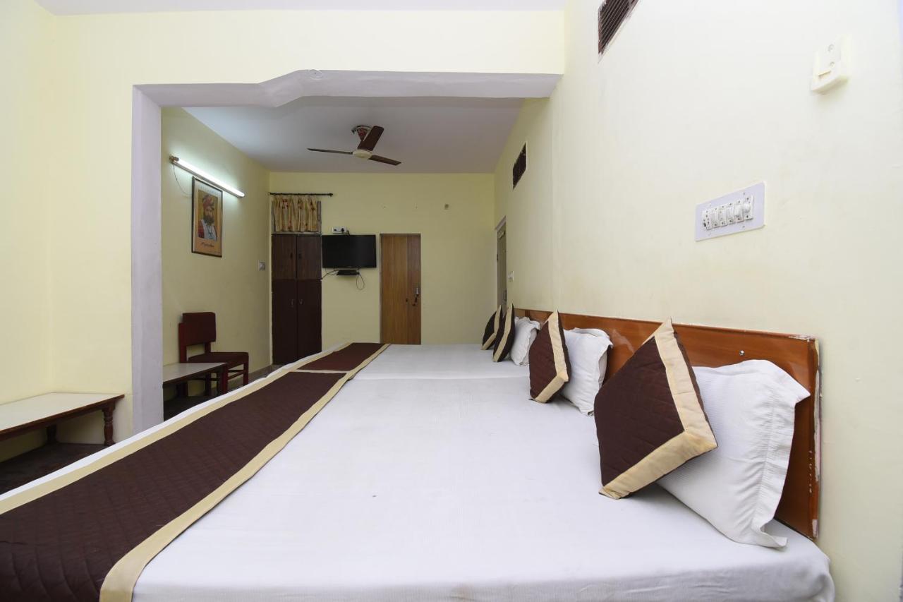 Hotel Jaipur Achrol Exterior photo
